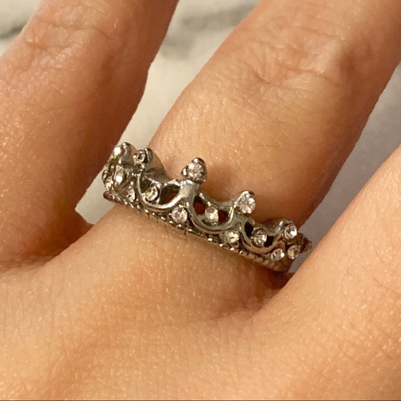 Silver Crown Ring - Picture 2 of 8